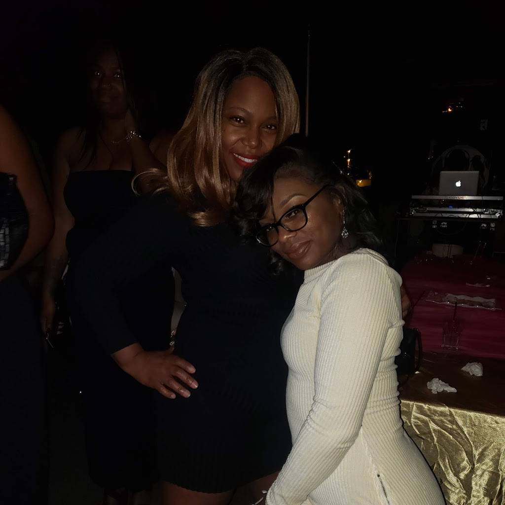 Play Makers Toucha Class | restaurant | 4217 suite A, Stockton Blvd, Sacramento, CA 95820, USA | 9164515600 OR +1 916-451-5600