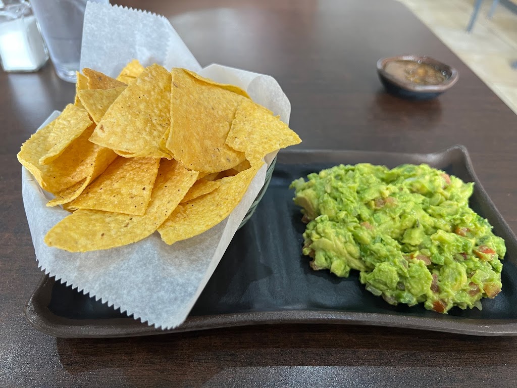 Alebrijes Mexican Grill & Bar | restaurant | 13247 Montfort Dr Suite 100, Dallas, TX 75240, USA | 9723852455 OR +1 972-385-2455