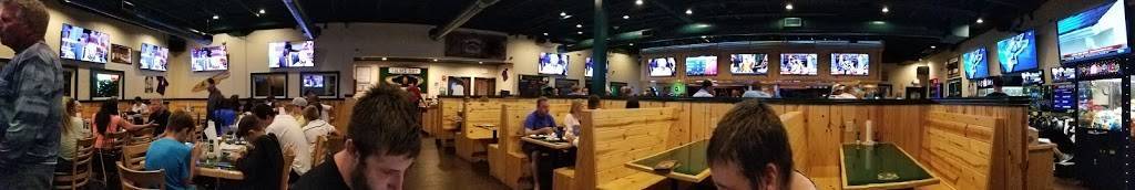 Gators Dockside Melbourne | restaurant | 4200 N Wickham Rd, Melbourne, FL 32935, USA | 3213393375 OR +1 321-339-3375