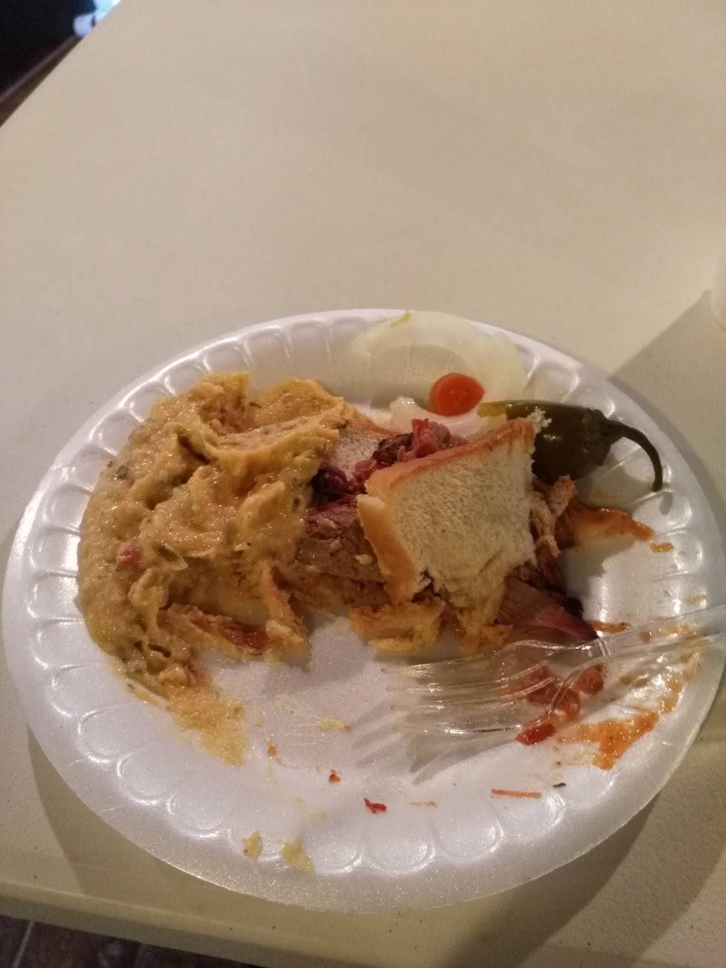 Pat Gees Barbeque | restaurant | 17547 County Rd 26, Tyler, TX 75707, USA | 9035301872 OR +1 903-530-1872