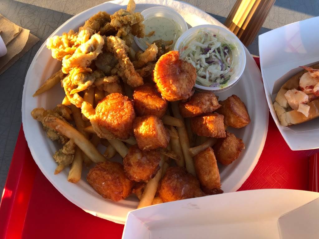 Dickys Clam Shack | restaurant | 14 Fall River Ave, Rehoboth, MA 02769, USA | 5085571691 OR +1 508-557-1691