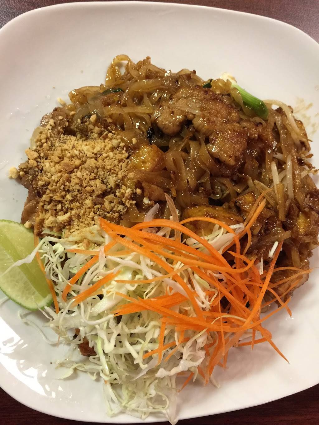 Chang Thai | restaurant | 17185 SE McLoughlin Blvd suite b, Milwaukie, OR 97267, USA | 5036535597 OR +1 503-653-5597
