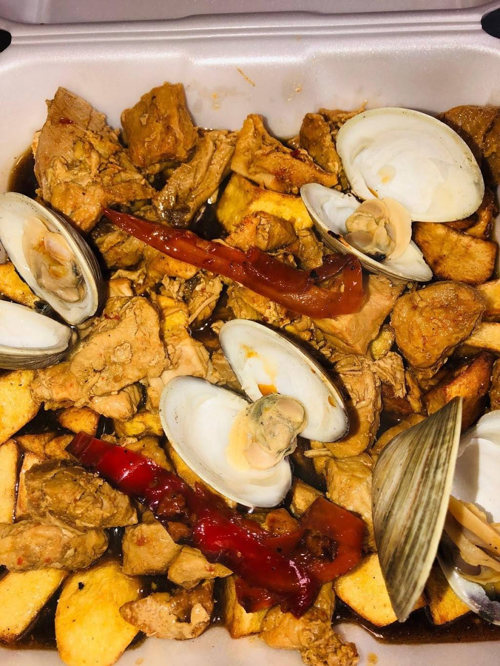 Sousas Café | restaurant | 1234 Bay St, Fall River, MA 02724, USA | 5086762233 OR +1 508-676-2233