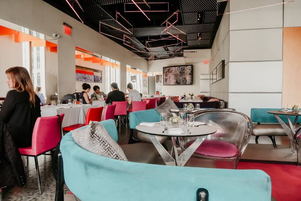 Robert | restaurant | 2 Columbus Cir, New York, NY 10019, USA | 2122997730 OR +1 212-299-7730