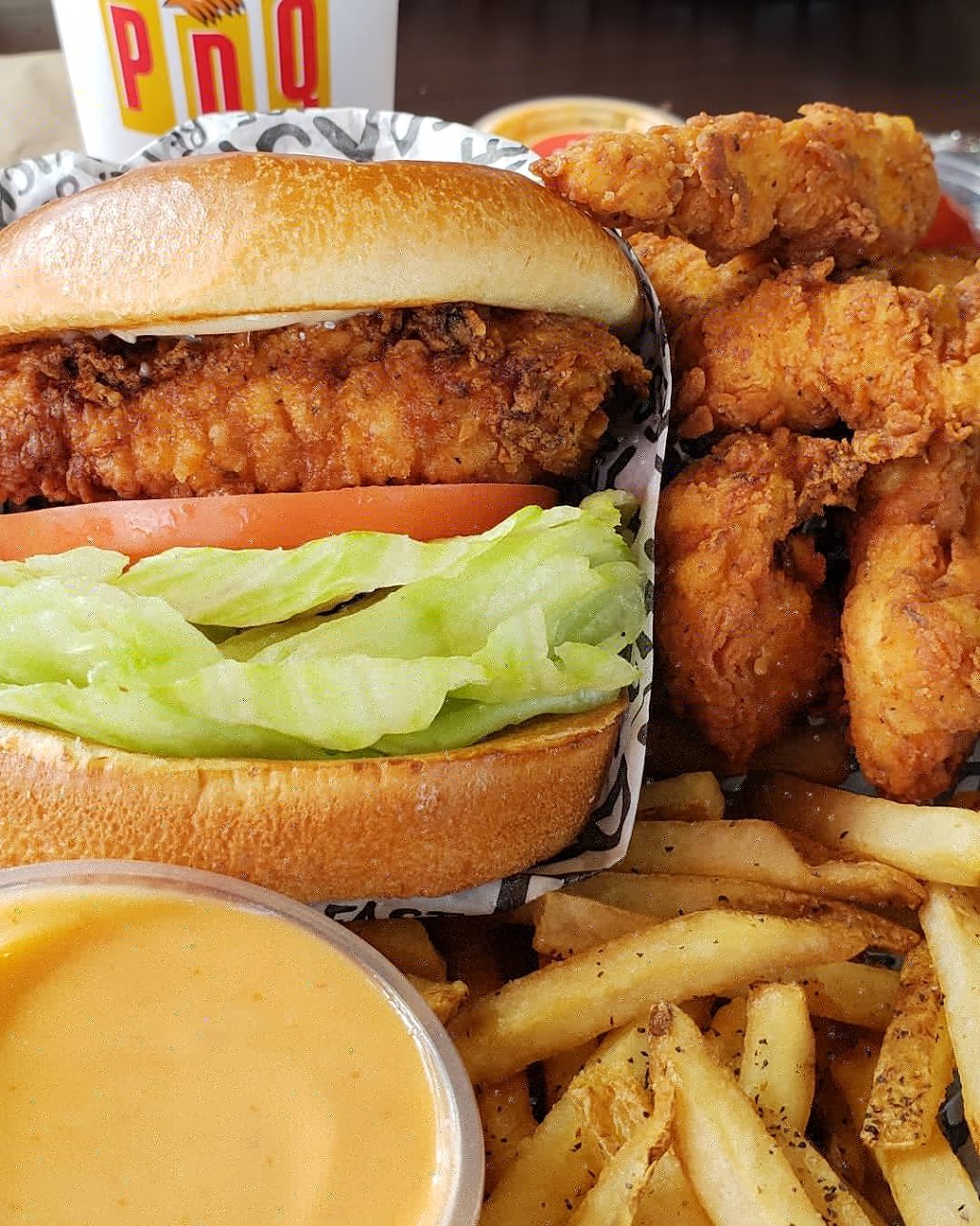 PDQ Winter Park | restaurant | 925 S Orlando Ave, Winter Park, FL 32789, USA | 4076052312 OR +1 407-605-2312