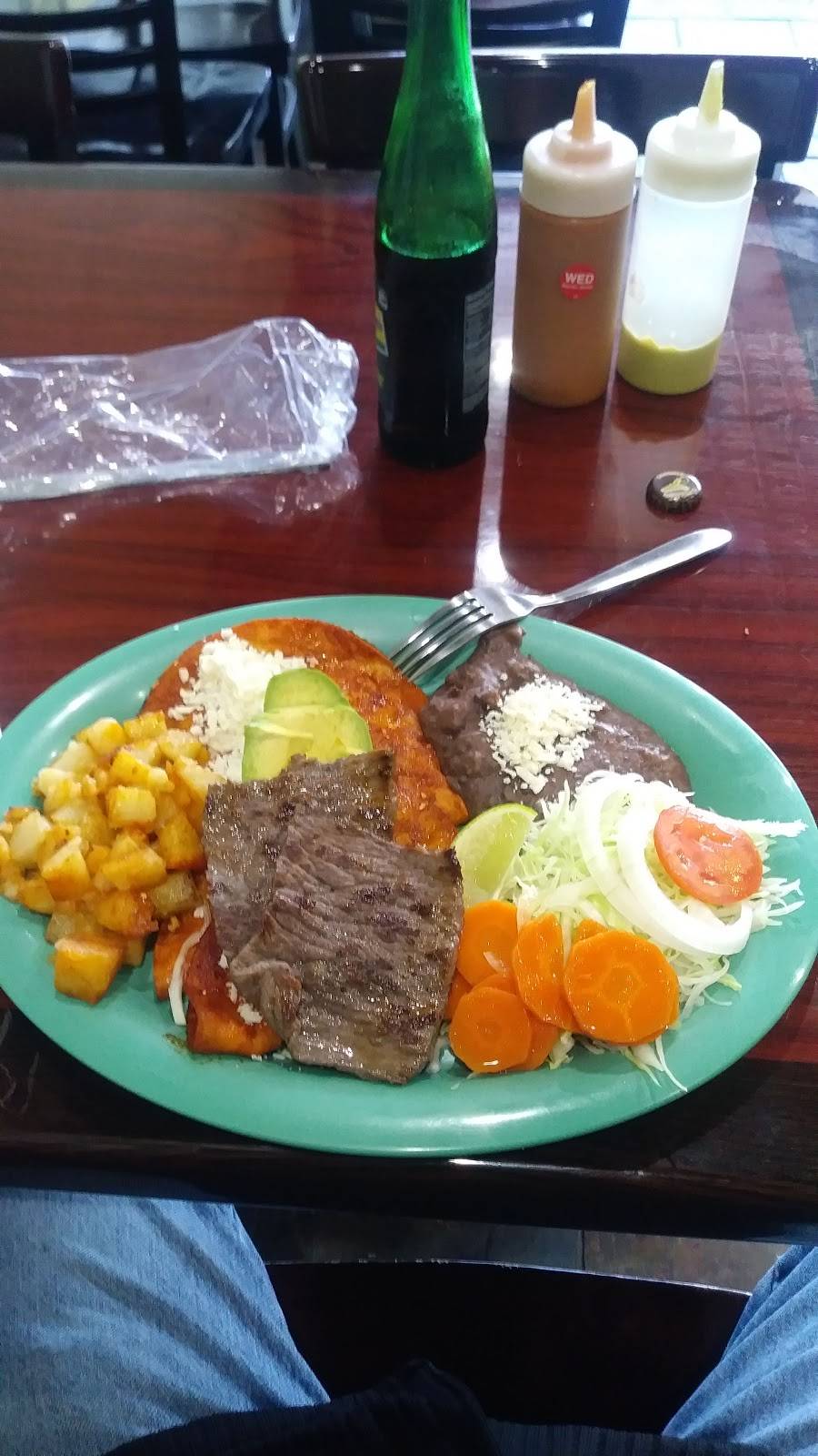 Tacos Y Tortas Adrian | restaurant | 416 Waller Ave, Brookshire, TX 77423, USA | 2819342909 OR +1 281-934-2909