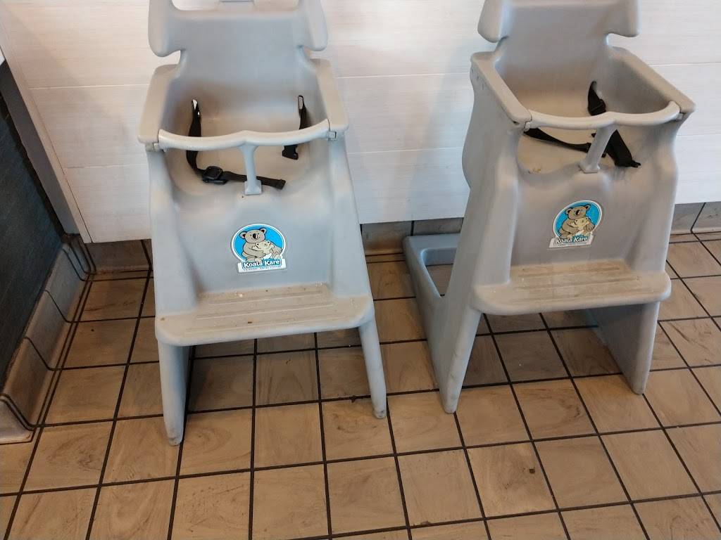 KFC | restaurant | 1146 FL-104, Jacksonville, FL 32218, USA | 9047574454 OR +1 904-757-4454