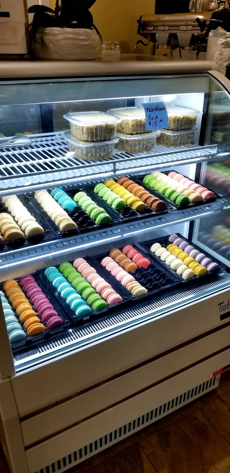 Bambu Annandale | restaurant | 4220-B, Annandale Rd, Annandale, VA 22003, USA | 7038224642 OR +1 703-822-4642