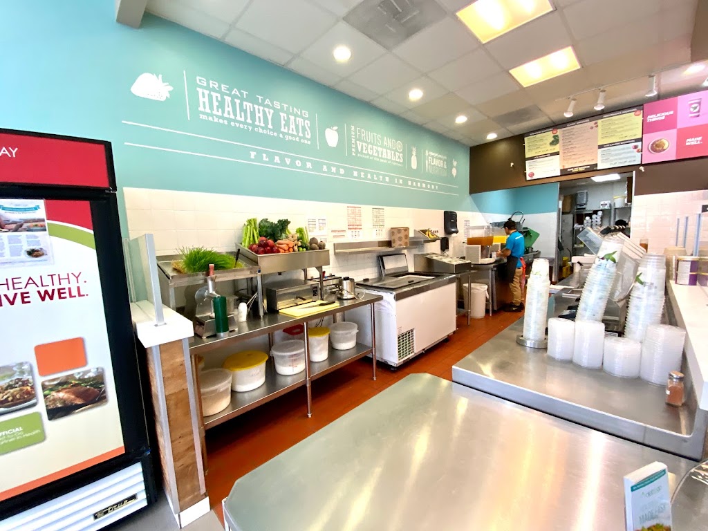 Robeks Fresh Juices & Smoothies | restaurant | 8359-A Leesburg Pike, Tysons, VA 22182, USA | 7038833886 OR +1 703-883-3886