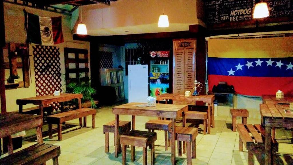 Hamburguesas y Hotdog Gochos | restaurant | 22660, Av. José López Portillo Pte. 1455, Nueva Tijuana, 22660 Tijuana, B.C., Mexico | 016643742110 OR +52 664 374 2110