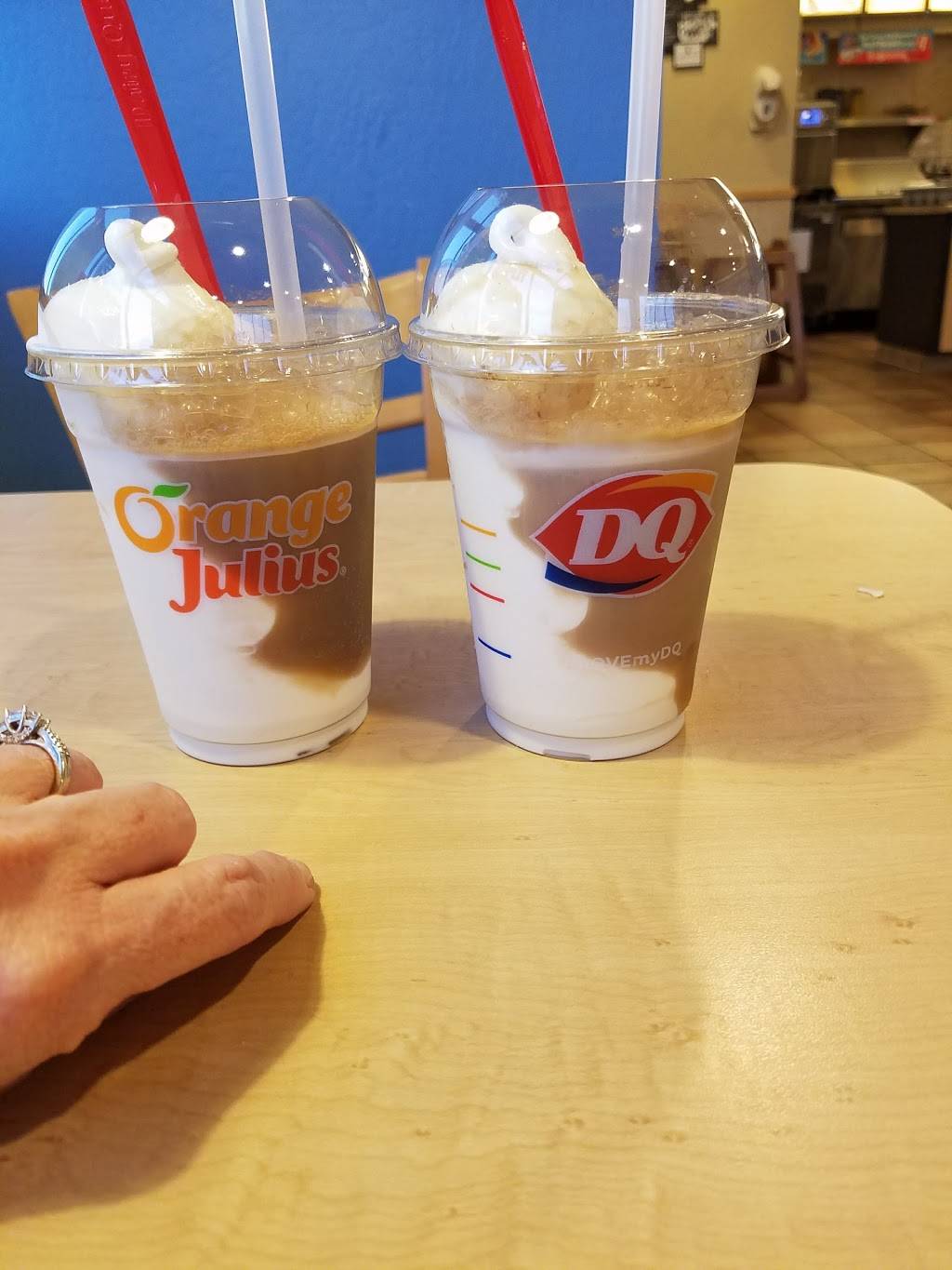 Dairy Queen Grill & Chill | restaurant | 1138 S Main St, Manteca, CA 95337, USA | 2098233108 OR +1 209-823-3108