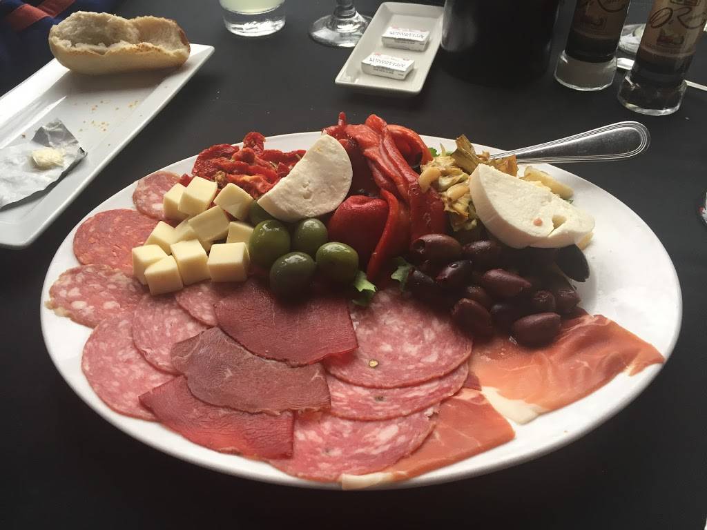 DeRomos Restaurant | bakery | 26811 S Bay Dr suite 140 & 148, Bonita Springs, FL 34134, USA | 2393253583 OR +1 239-325-3583