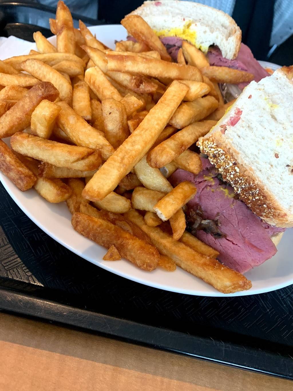 Casa Smoked Meat | restaurant | 2520 Route des Rivières, Saint-Rédempteur, QC G6K 1C9, Canada | 4184969966 OR +1 418-496-9966