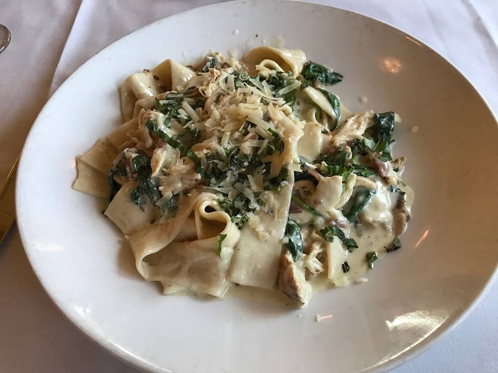 Magnolias at the Mill | restaurant | 198 N 21st St, Purcellville, VA 20132, USA | 5403389800 OR +1 540-338-9800