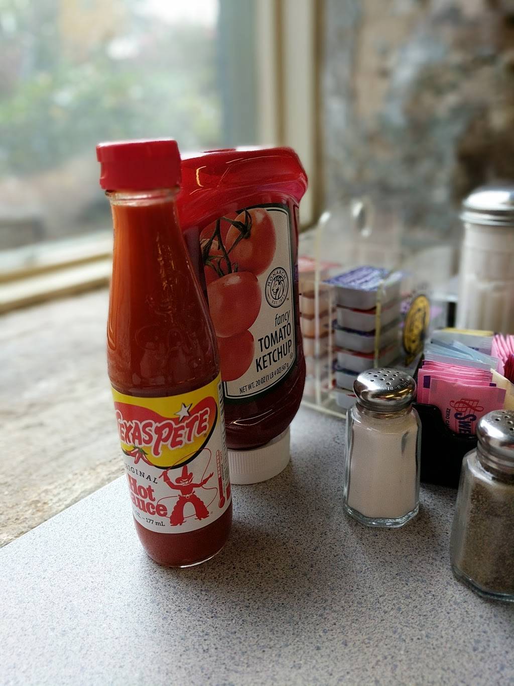 Creekside Restaurant | restaurant | 711 E Main St, Lexington, SC 29072, USA | 8038080546 OR +1 803-808-0546