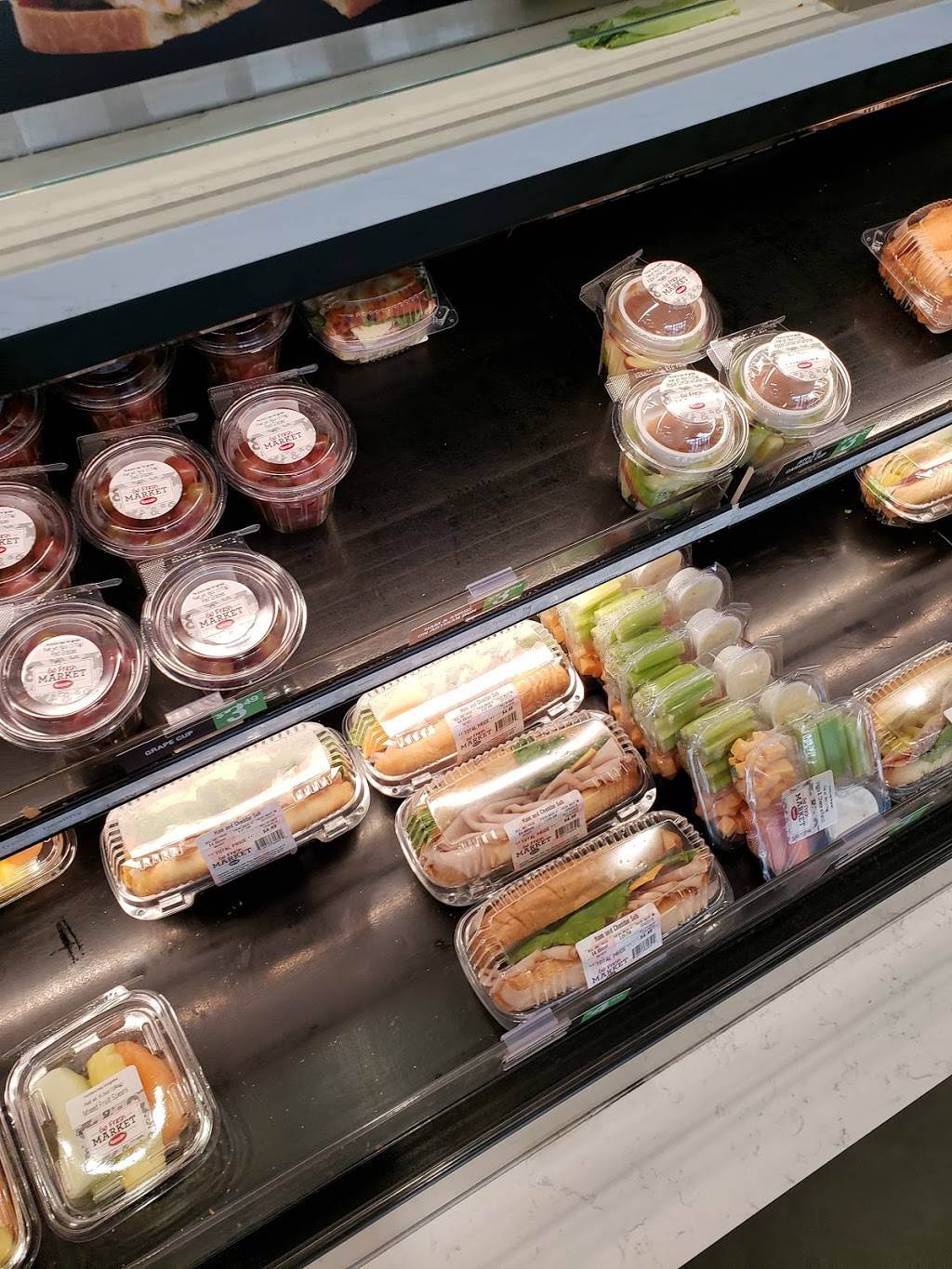 Kum & Go | meal takeaway | 1211 W Sunshine St, Springfield, MO 65807, USA | 4178694861 OR +1 417-869-4861