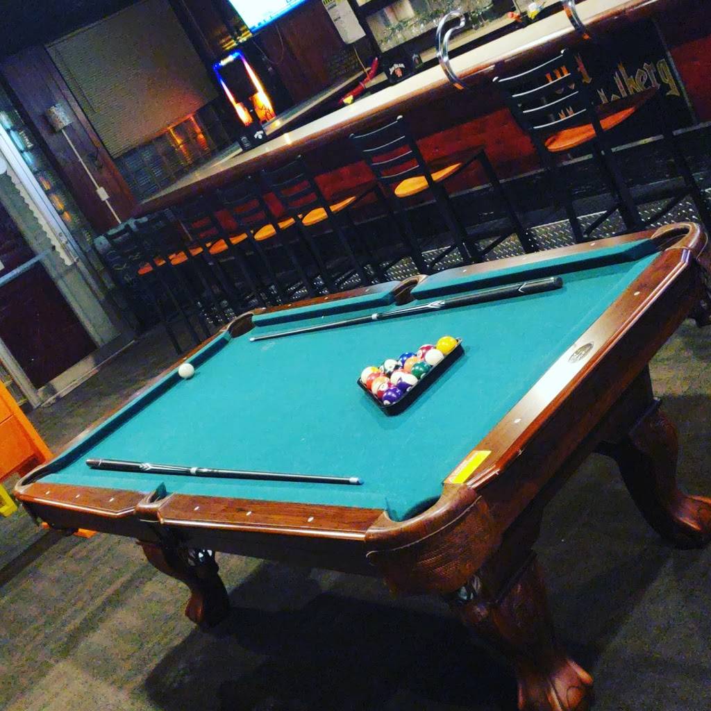 Los Gallos Mexican Grill | restaurant | 128 S Vine St, Arthur, IL 61911, USA | 2179281053 OR +1 217-928-1053