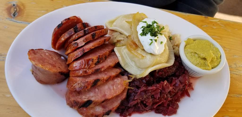 Jägerhaus | restaurant | 15-16 149th St, Flushing, NY 11357, USA | 7187673486 OR +1 718-767-3486