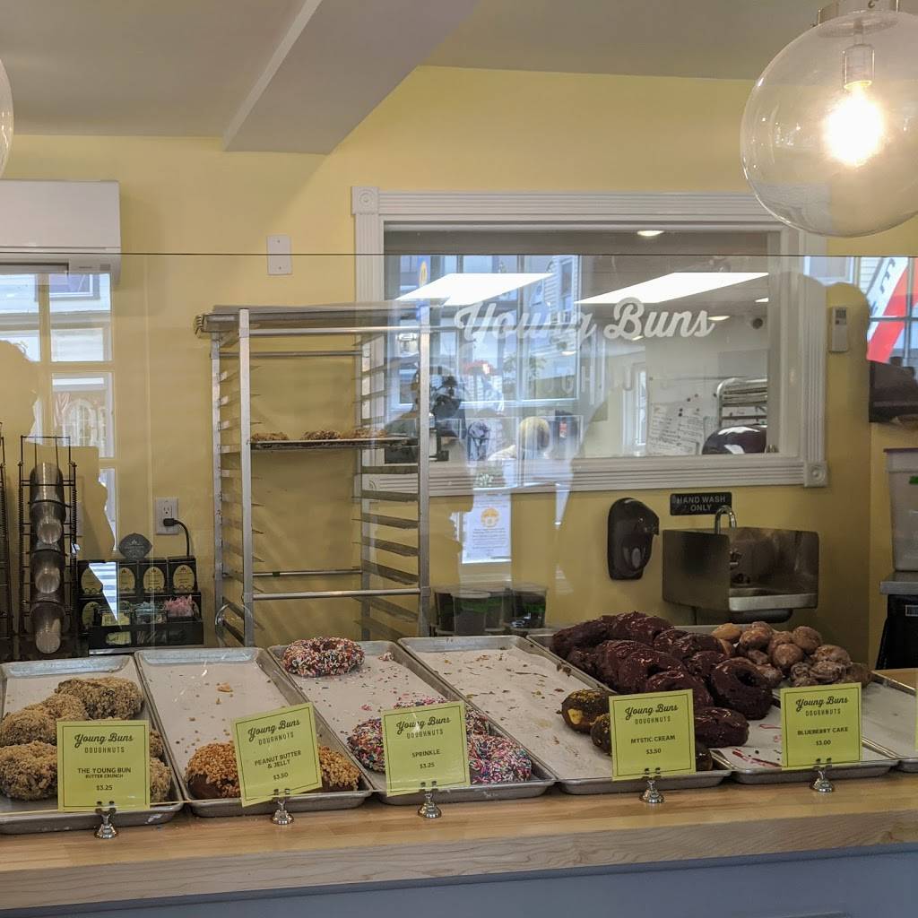 Young Buns Doughnuts | restaurant | 46 W Main St, Mystic, CT 06355, USA | 8604158372 OR +1 860-415-8372