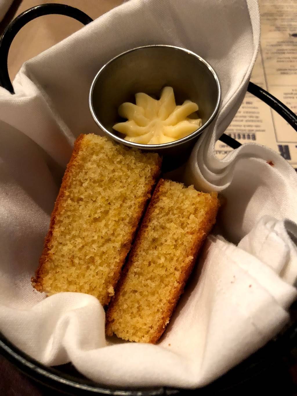 Morrisons | restaurant | 430 Woodbury Rd, Plainview, NY 11803, USA | 5169328460 OR +1 516-932-8460