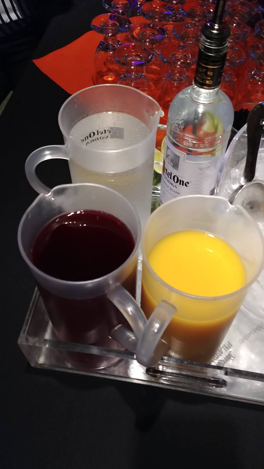 The Clubhouse Bistro | night club | 1221 Chess Dr, Foster City, CA 94404, USA | 6505705700 OR +1 650-570-5700