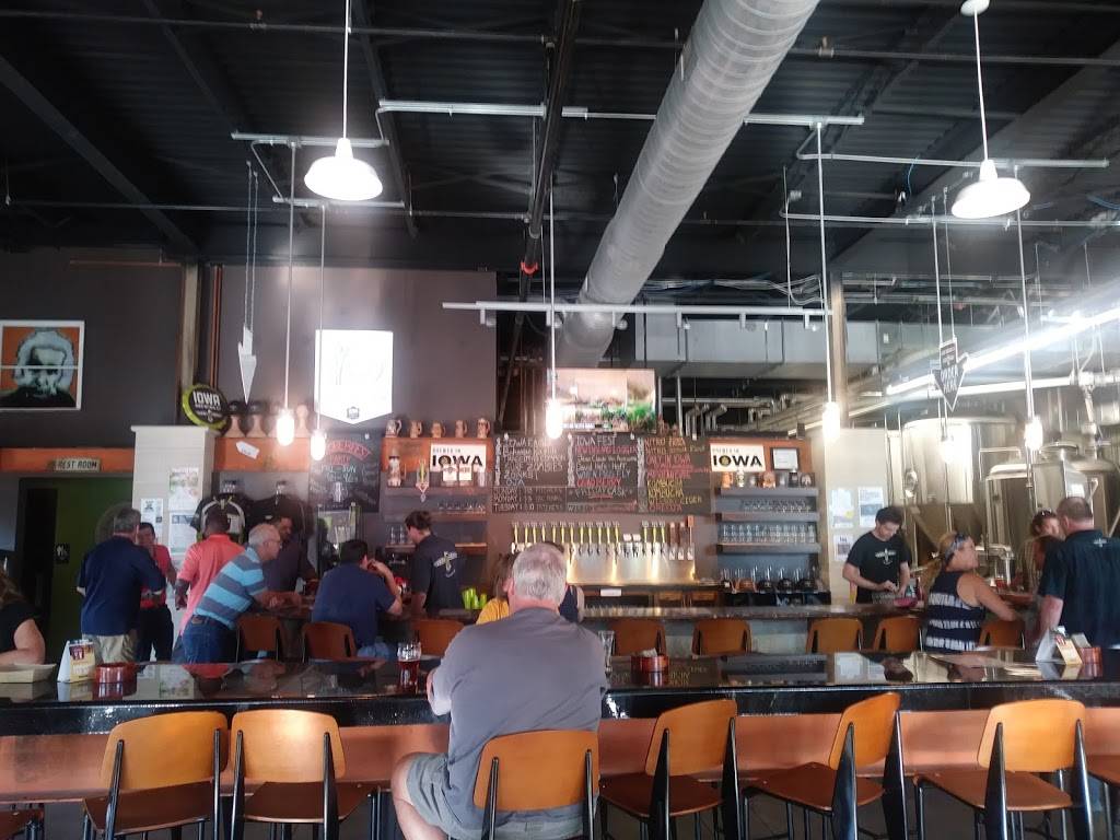 Iowa Brewing Company | restaurant | 708 3rd St SE, Cedar Rapids, IA 52401, USA | 3193662337 OR +1 319-366-2337