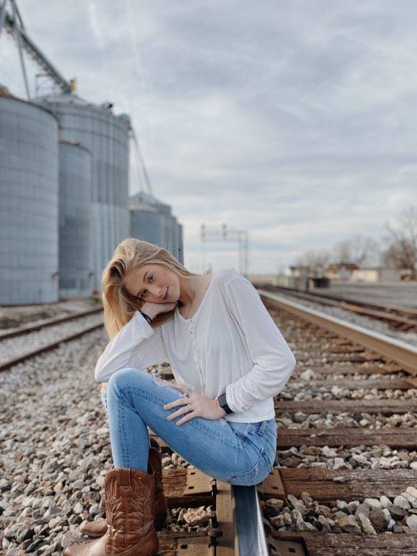 Side Pockets | restaurant | 1237 MO-7, Blue Springs, MO 64014, USA | 8162245454 OR +1 816-224-5454