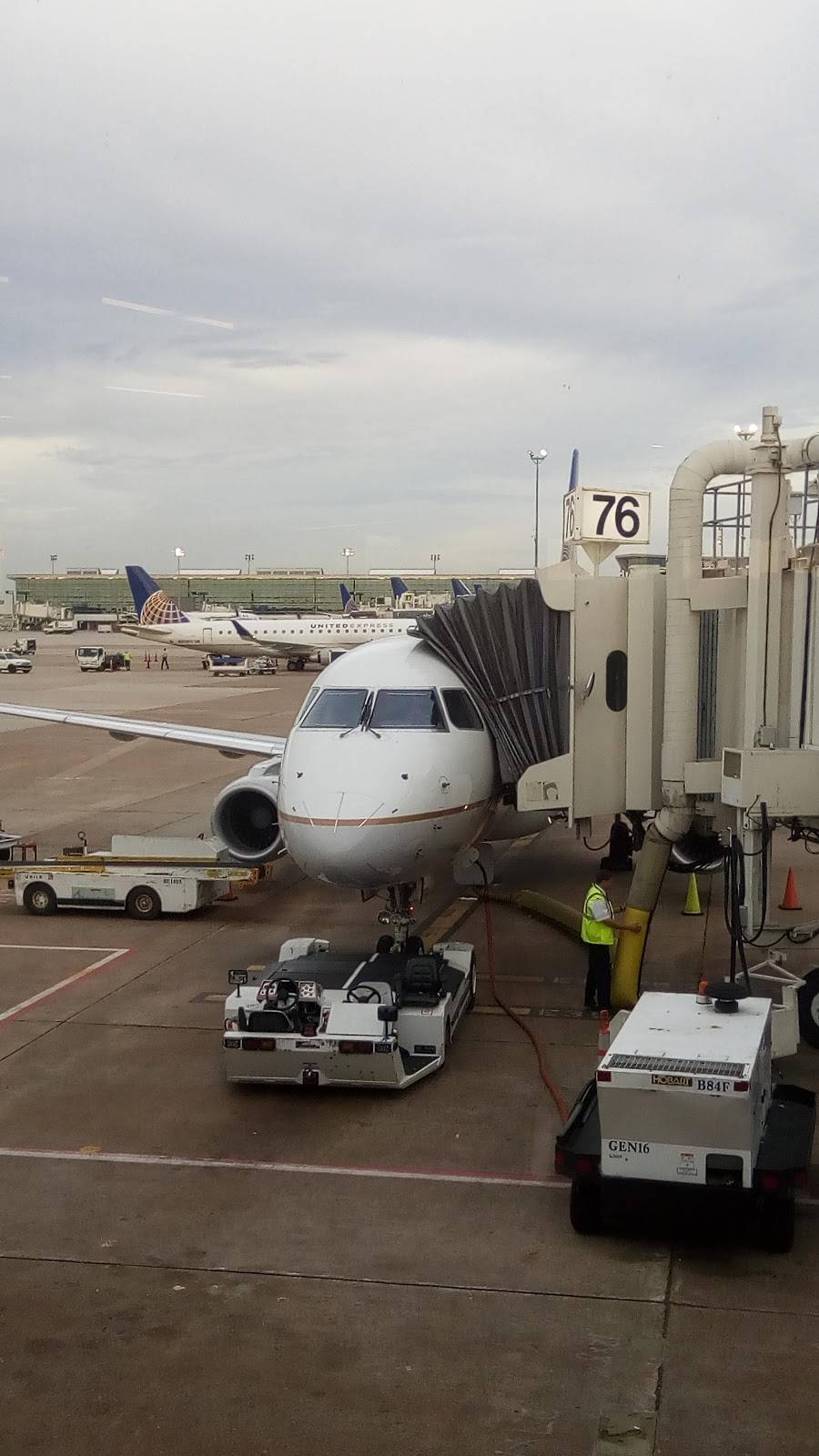 American Craft Tavern | restaurant | 3950 S Terminal Rd, Houston, TX 77032, USA | 2817676185 OR +1 281-767-6185