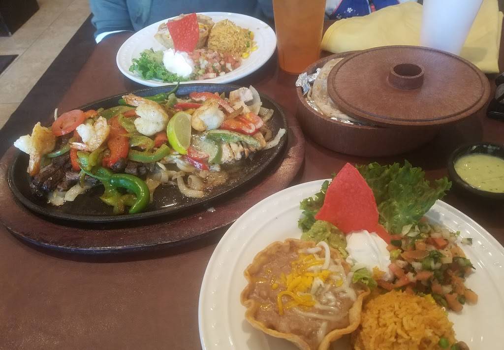 Ñecas Mexican Restaurant | restaurant | 1420 S Mason Rd, Katy, TX 77450, USA | 2816932299 OR +1 281-693-2299