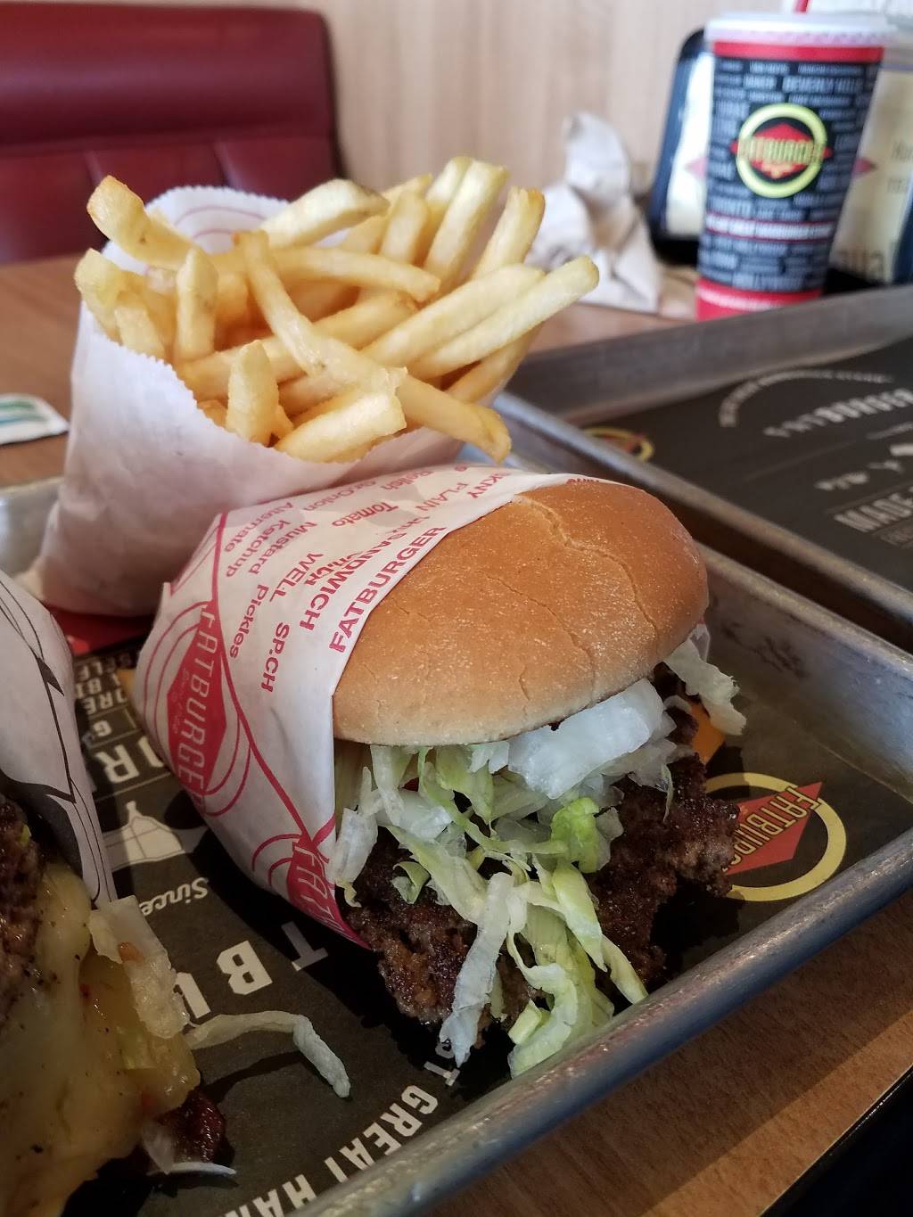 Fatburger | restaurant | 1698 S Pacific Coast Hwy, Redondo Beach, CA 90277, USA | 3103169205 OR +1 310-316-9205