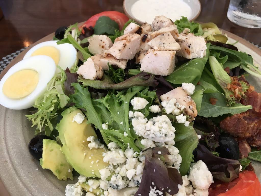 Marsh View Bar & Grill | restaurant | 201 Sea Marsh Rd, Fernandina Beach, FL 32034, USA | 9042616161 OR +1 904-261-6161