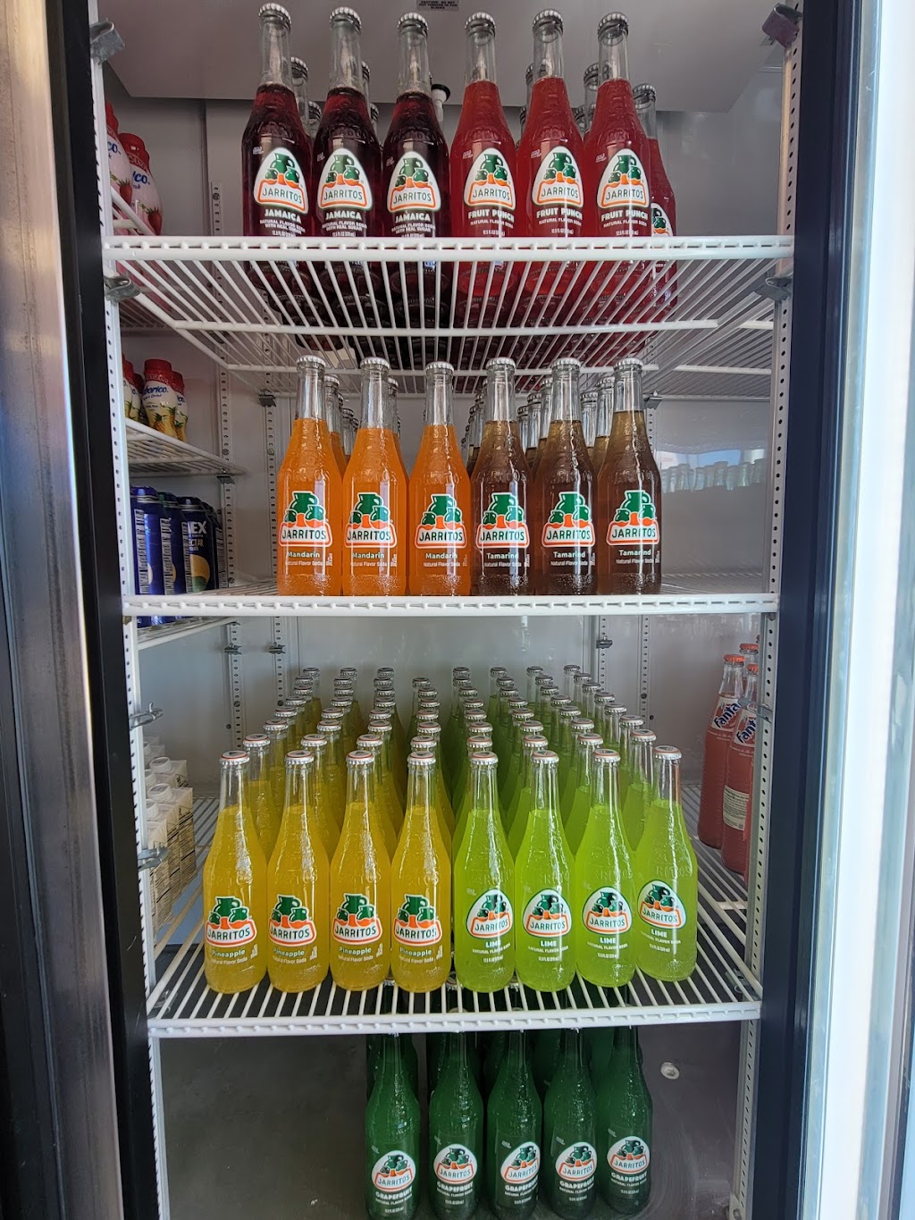 La Raza Market And Taqueria | restaurant | 1904 Missouri Blvd, Jefferson City, MO 65109, USA | 5736355005 OR +1 573-635-5005