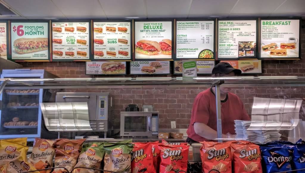 Subway | restaurant | 7101 Northwest Expy, Oklahoma City, OK 73132, USA | 4057227827 OR +1 405-722-7827