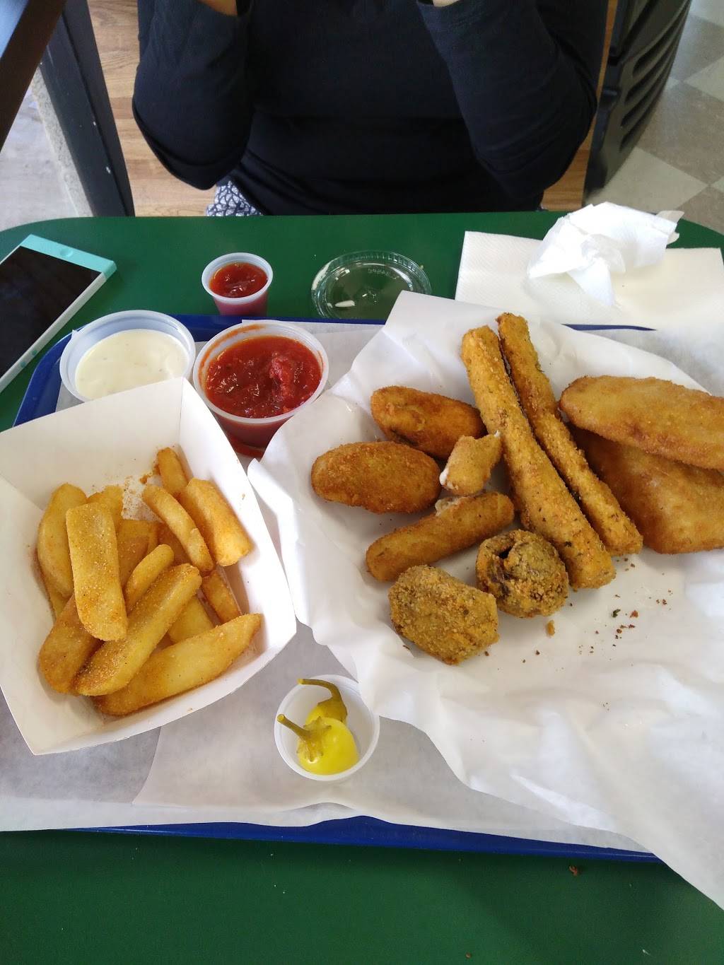 Mighty Mouth Burgers | restaurant | 18545 Soledad Canyon Rd, Santa Clarita, CA 91351, USA | 6612985644 OR +1 661-298-5644