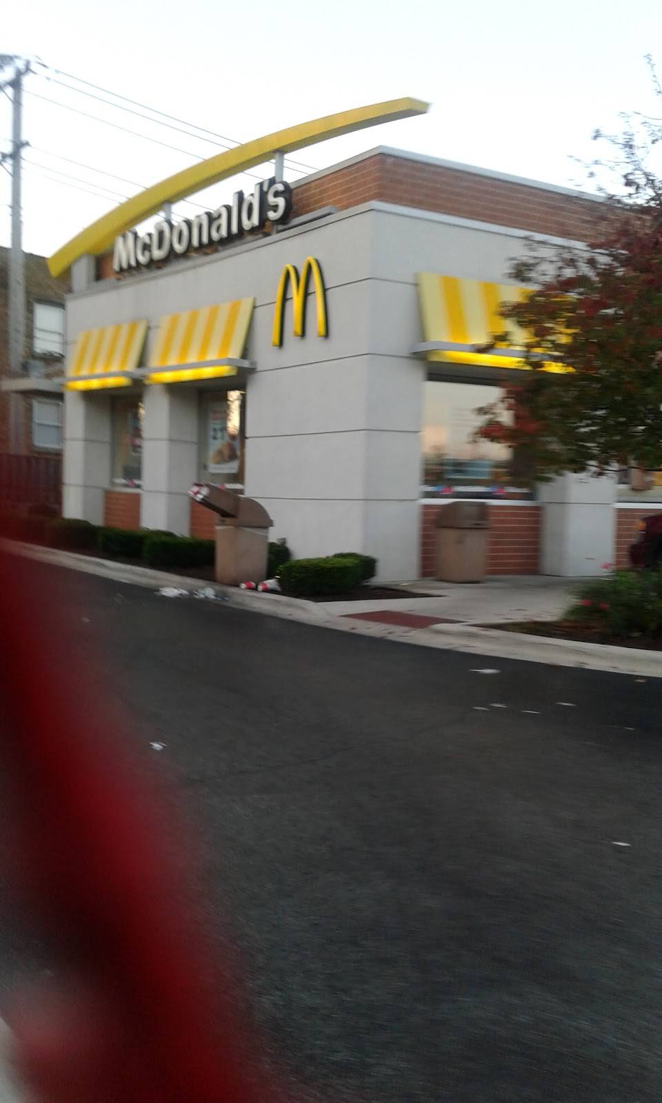 McDonalds | cafe | 7135 W Roosevelt Rd, Berwyn, IL 60402, USA | 7087491555 OR +1 708-749-1555