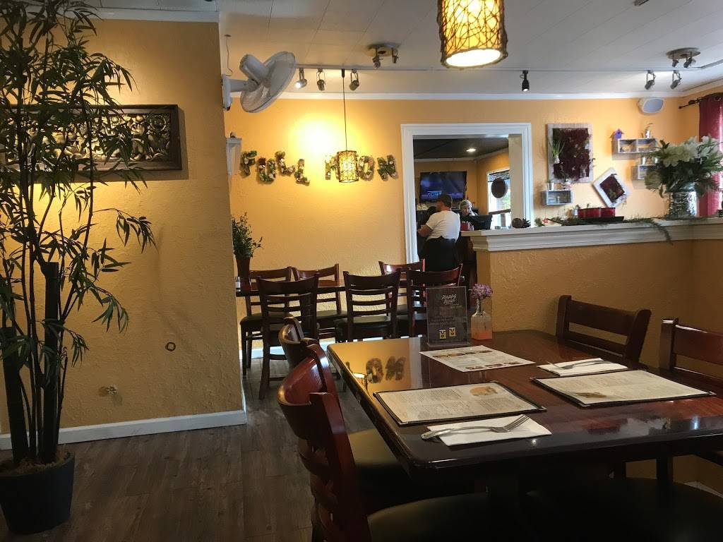 Full Moon | Thai Restaurant | restaurant | 3445 NE Broadway St, Portland, OR 97232, USA | 5034776073 OR +1 503-477-6073