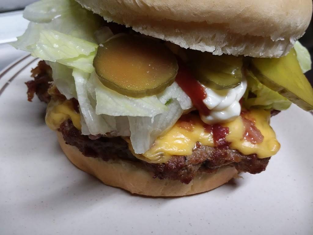 Club House Pizza | restaurant | 210 E Main St, Ney, OH 43549, USA | 4196582720 OR +1 419-658-2720