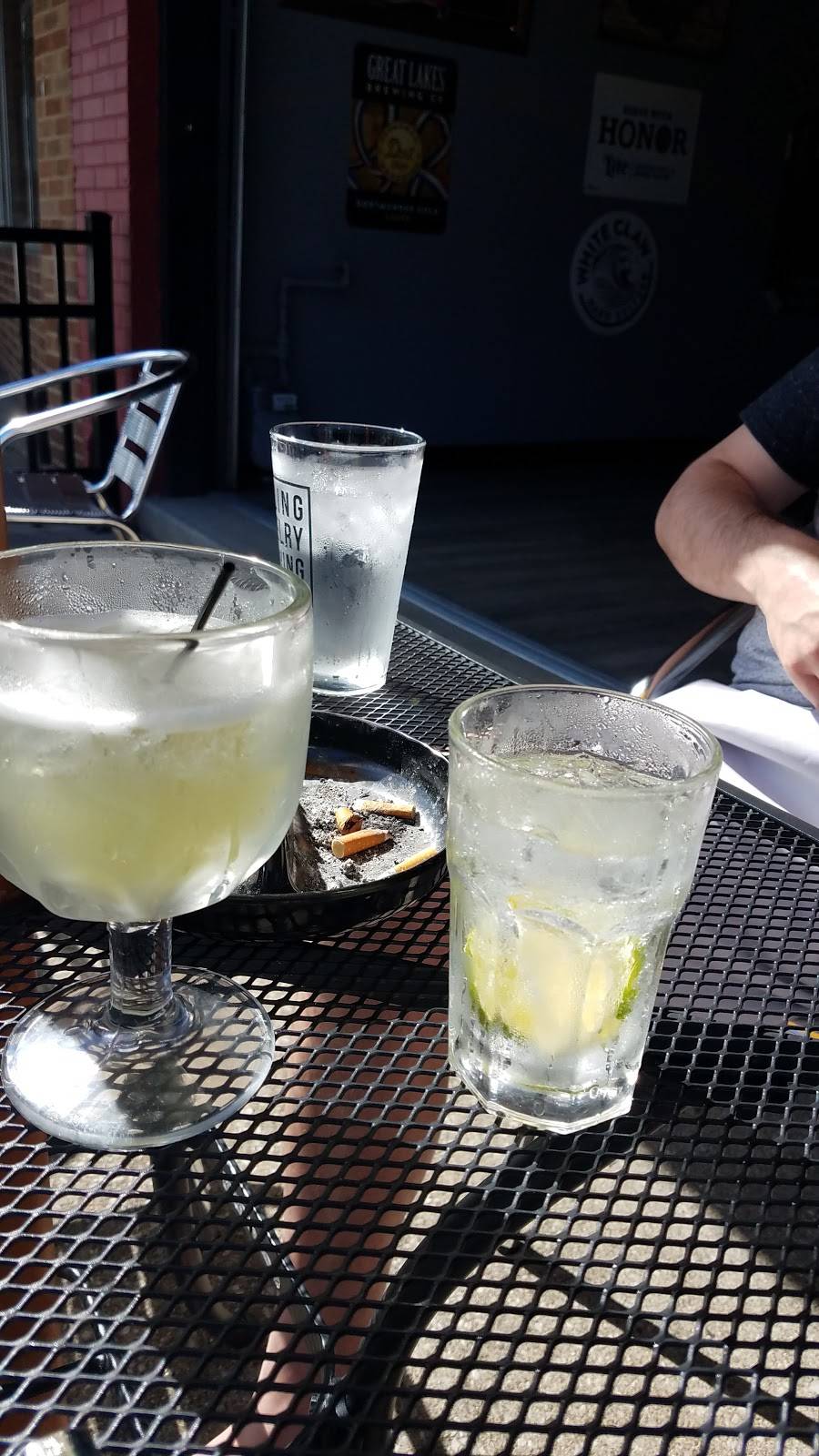 The Red Rose Cafe | restaurant | 14810 Madison Ave, Cleveland, OH 44107, USA | 2162287133 OR +1 216-228-7133