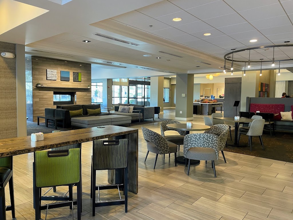 Great American Grill | restaurant | 401 E Yakima Ave, Yakima, WA 98901, USA | 5094541111 OR +1 509-454-1111