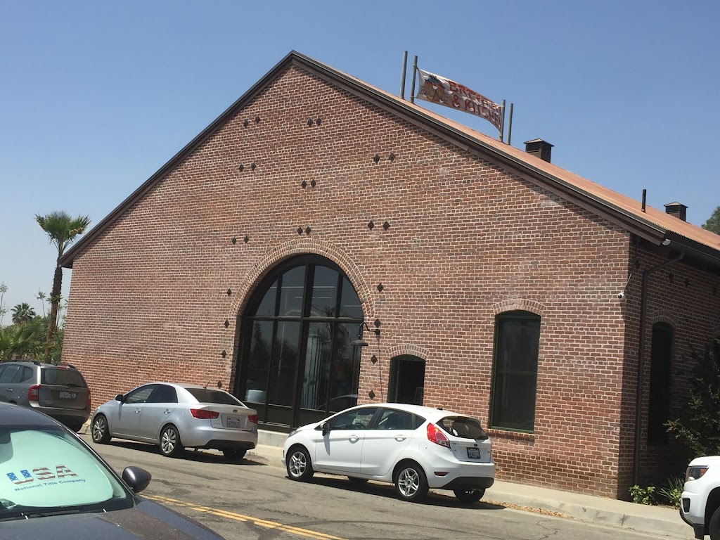 Escape Craft Brewery: Downtown Oasis | restaurant | 440 Oriental Ave, Redlands, CA 92374, USA | 9097133727 OR +1 909-713-3727