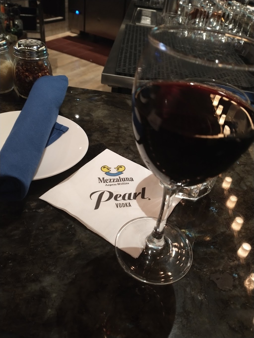 Mezzaluna Willits | restaurant | 941 E Valley Rd, Basalt, CO 81621, USA | 9702795258 OR +1 970-279-5258