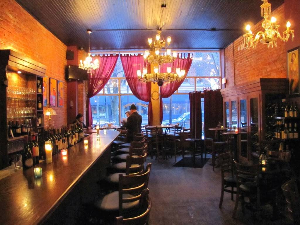 Market Avenue Wine Bar | restaurant | 2521 Market Ave, Cleveland, OH 44113, USA | 2166969463 OR +1 216-696-9463