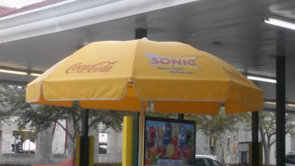 Sonic Drive-In | restaurant | 320 Winchester Park Blvd, Boynton Beach, FL 33436, USA | 5617335311 OR +1 561-733-5311