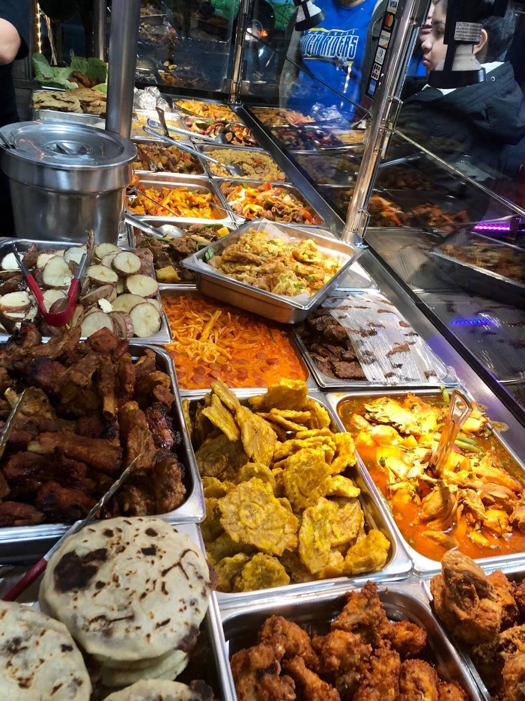 La Fuente Restaurante | restaurant | 622 Fulton Ave, Hempstead, NY 11550, USA | 5162802890 OR +1 516-280-2890