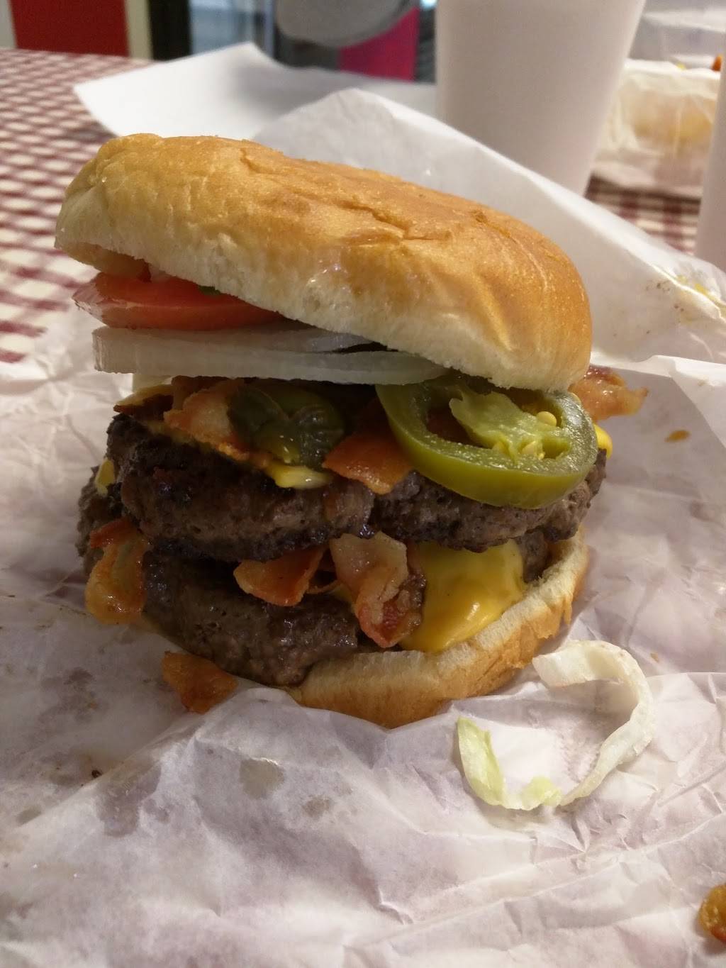 Tuckers Grill | meal takeaway | 4110 N Main St, High Point, NC 27265, USA | 3368693511 OR +1 336-869-3511