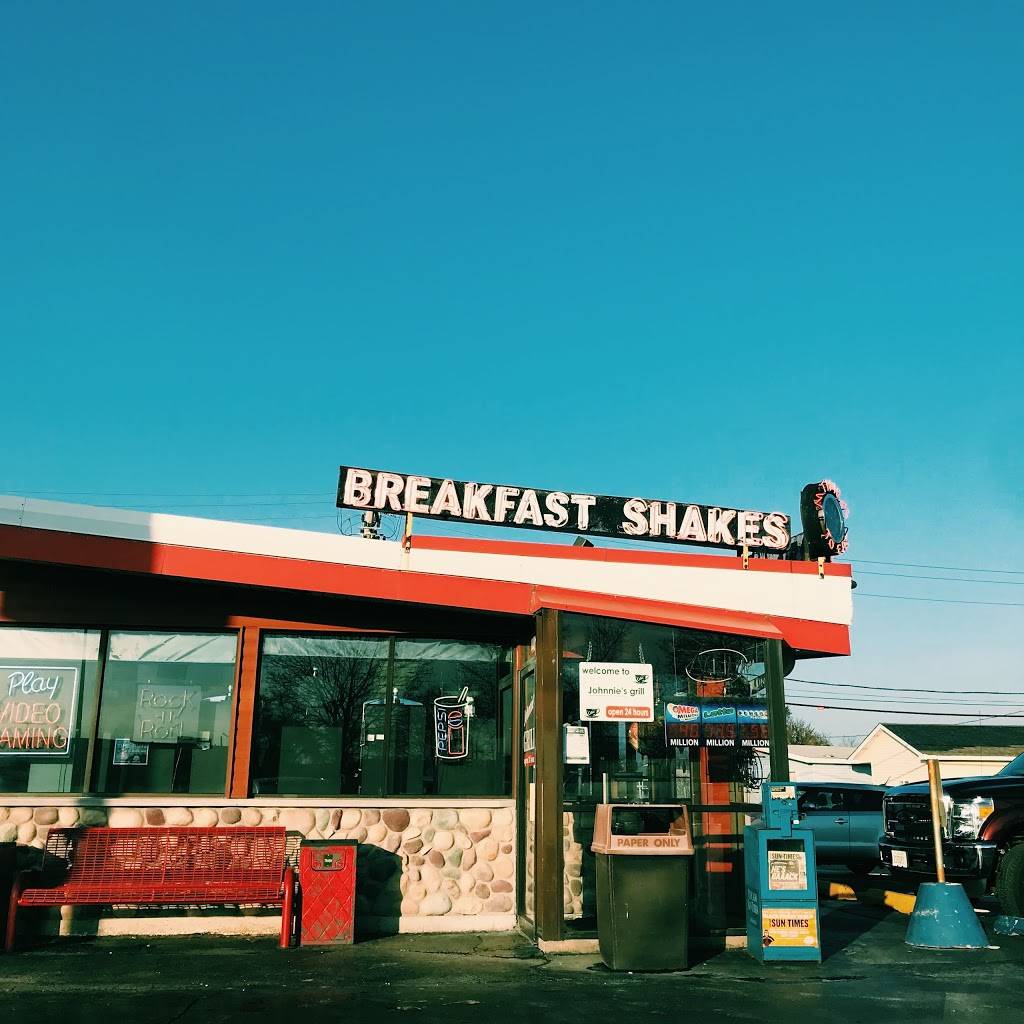 johnnies Grill | restaurant | 4401 W Lake St, Melrose Park, IL 60160, USA | 7083451314 OR +1 708-345-1314