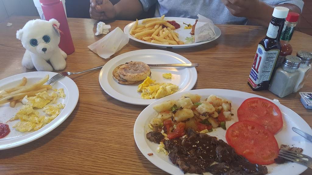 Classic Burger | restaurant | 15342 Crenshaw Blvd, Gardena, CA 90249, USA | 3105151259 OR +1 310-515-1259