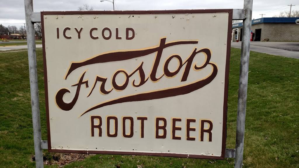 Riggens Frostop | restaurant | 314 N Pennsylvania St, Chrisman, IL 61924, USA | 2172692223 OR +1 217-269-2223