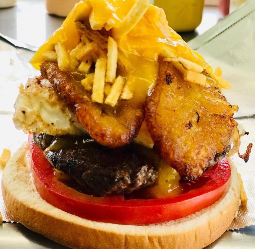 La Bomba Food Truck | restaurant | 4696 Hwy 6 N, Houston, TX 77084, USA | 7863254520 OR +1 786-325-4520