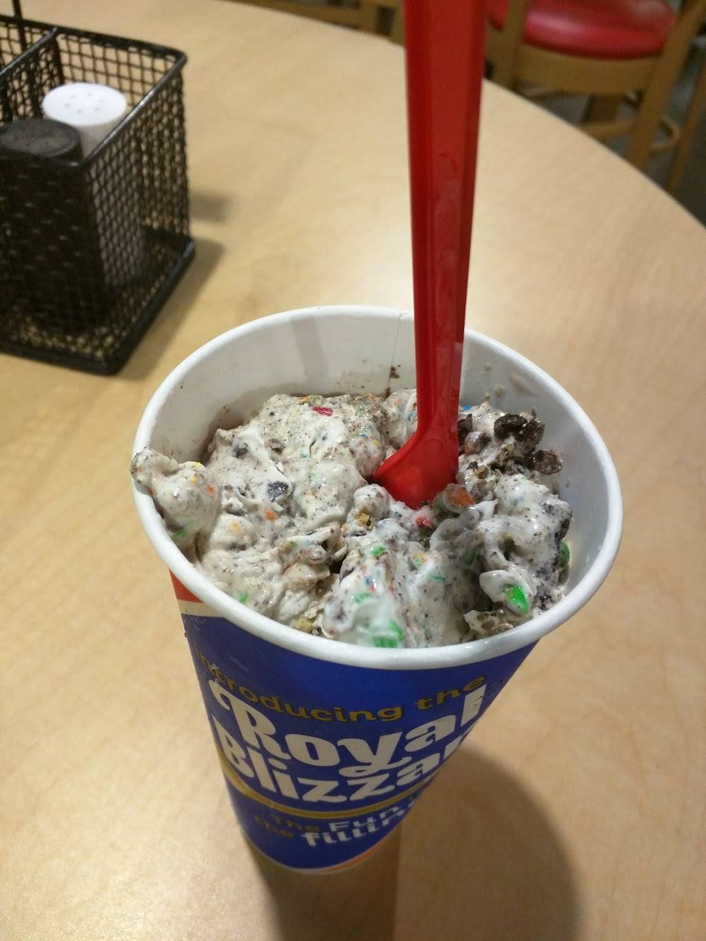 Dairy Queen Grill & Chill | restaurant | 4500 Overton Rd, Birmingham, AL 35210, USA | 2059563621 OR +1 205-956-3621